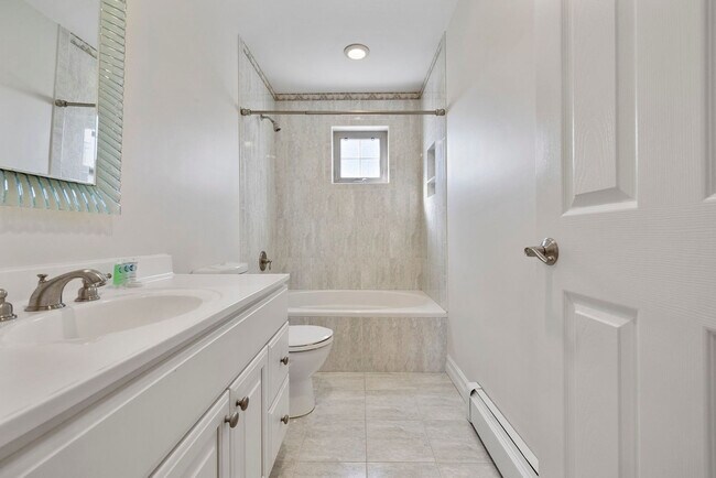 Building Photo - 45 Conklingtown Rd