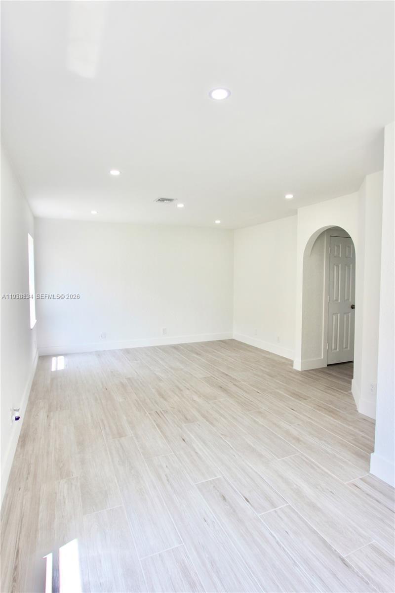 Building Photo - 239 NW 107th Ave