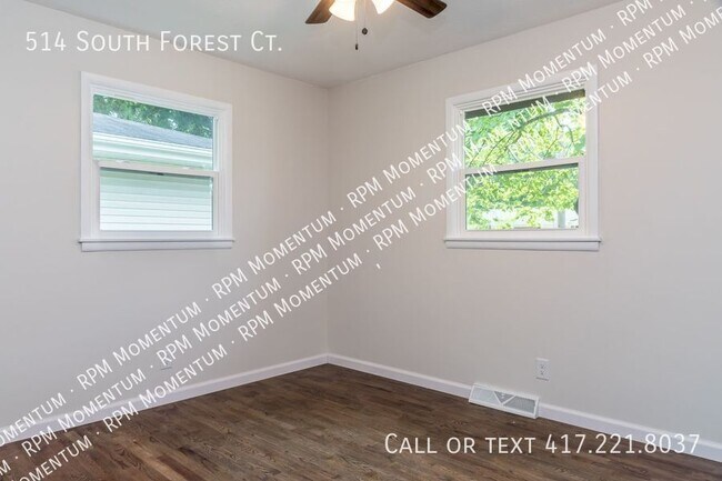 Building Photo - 514 S Forest Ct