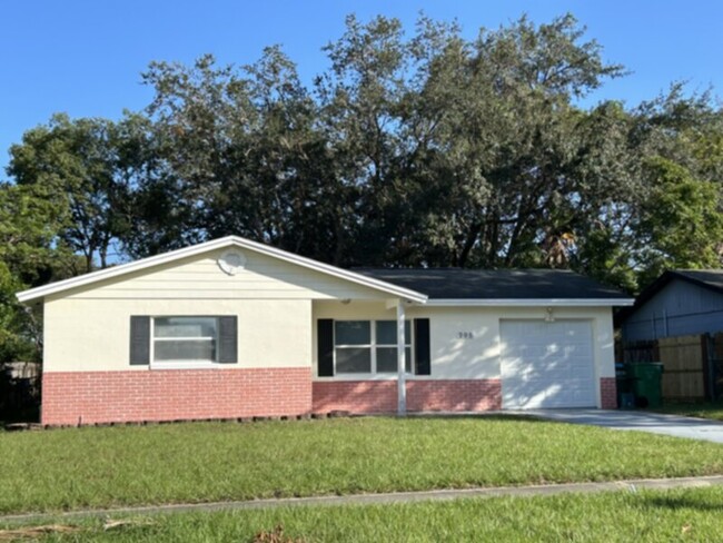 Primary Photo - 3 bedroom home with 1 car garage and fence...