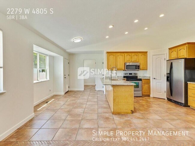 Building Photo - Newly remodeled home in Taylorsville!