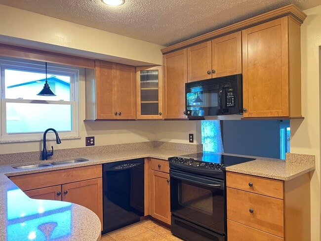 Building Photo - 316 Finstock Way
