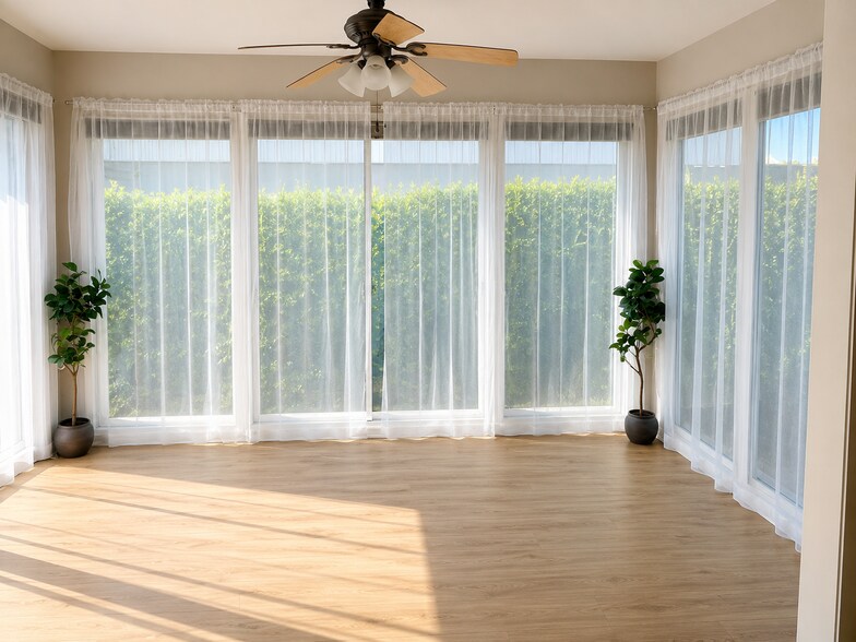 Sunroom - 1405 Vicksburg Plz