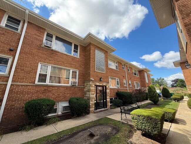 Primary Photo - 3110 Calwagner St