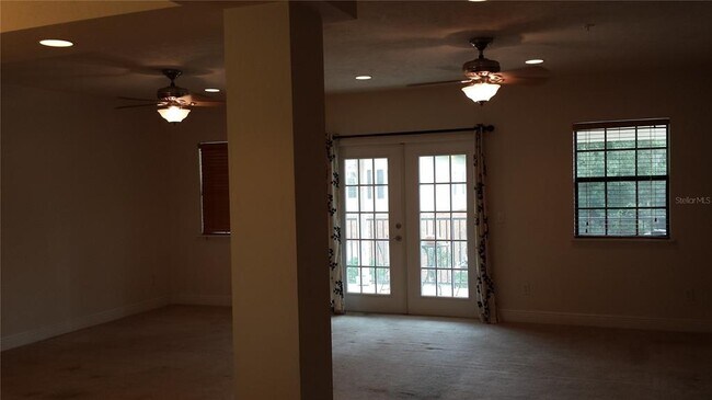Building Photo - 2602 SW 87th Dr