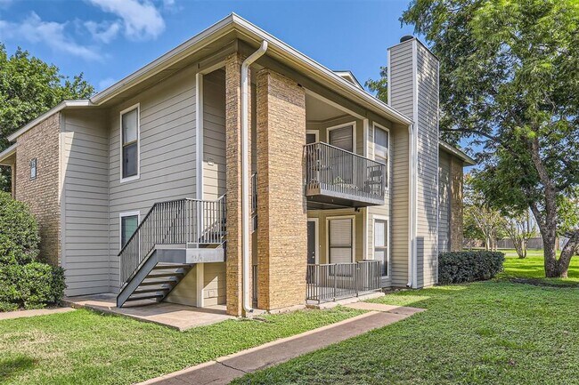 Primary Photo - 10616 Mellow Meadow Dr
