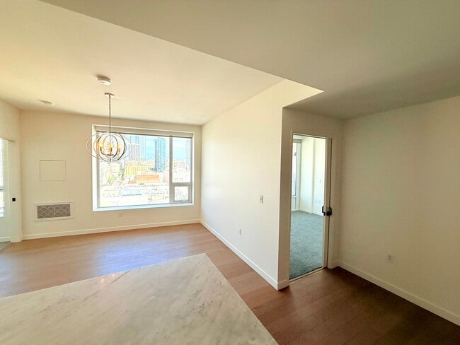 Building Photo - Very Unique Spacious Two Bedroom - Two bath luxury Condo with Views and Pool