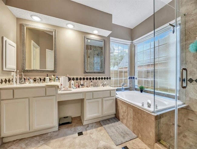 Building Photo - 5319 Arbor Bridge Ct
