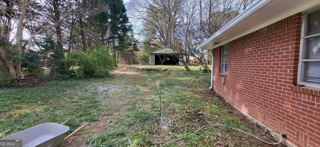 Building Photo - 2835 Lake Harbin Rd