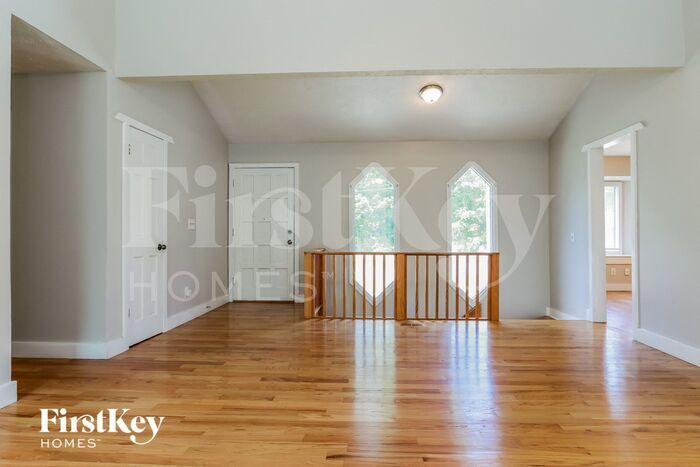 Building Photo - 674 Oak Moss Dr
