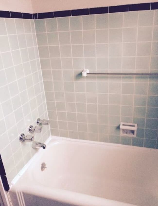 Building Photo - 1447 Markley St