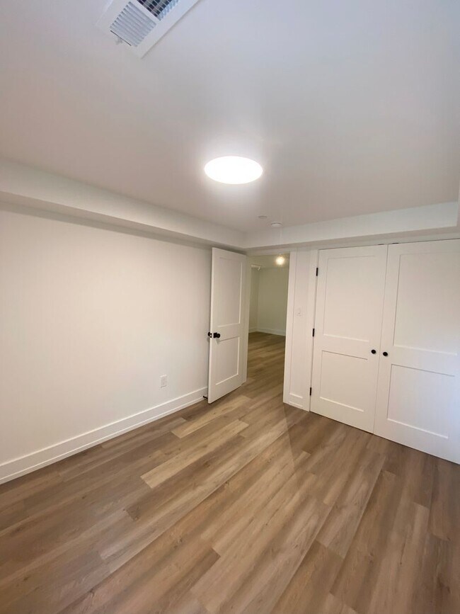 Building Photo - Modern Petworth 2-Bed/Bath with Outdoor Space and All Utilities.