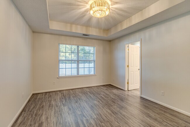 Building Photo - 19 Aquinnah Dr