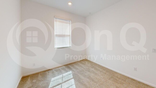 Building Photo - 7110 W Ferntree Ln
