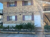 Building Photo - 7612 W Judge Perez Dr