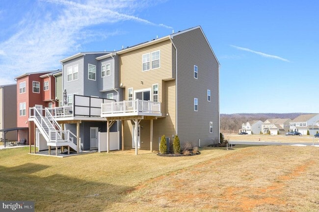 Building Photo - 201 Hillsdale Pl