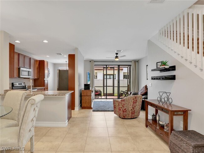 Building Photo - 15851 Portofino Springs Blvd