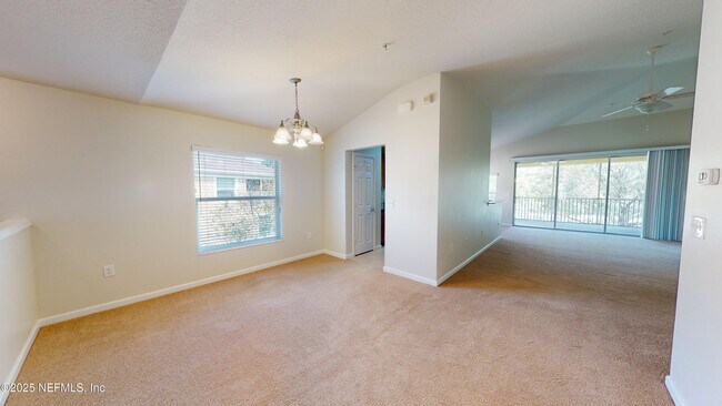 Building Photo - 6649 Shaded Rock Ct