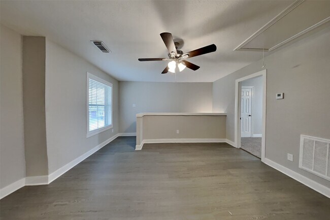 Building Photo - 11703 Sunny Stream Dr