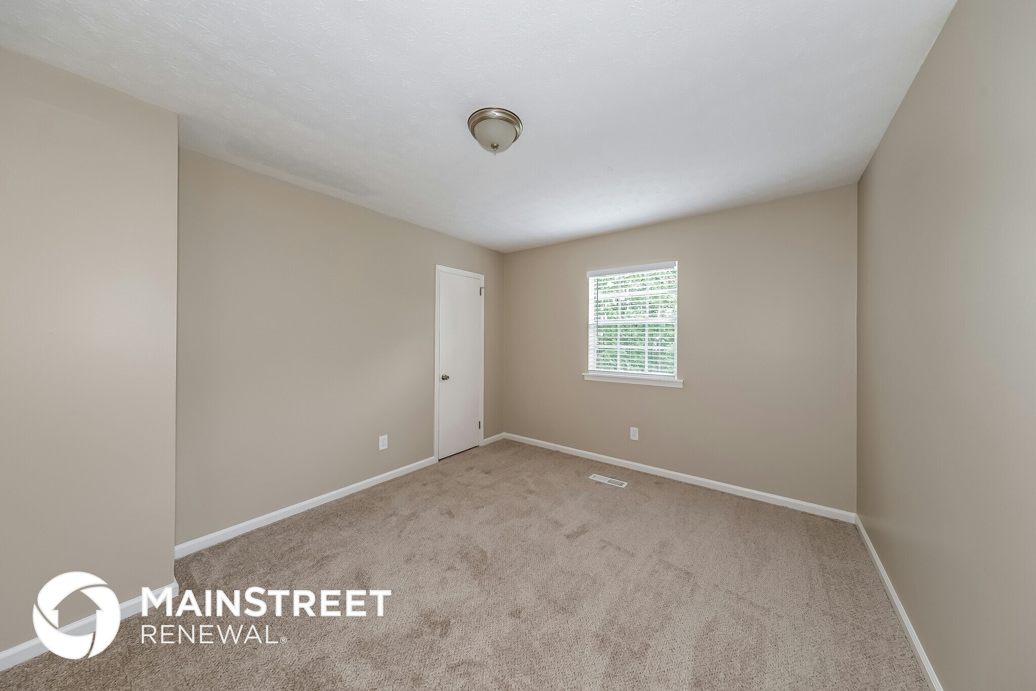 Building Photo - 305 St John Rd NW