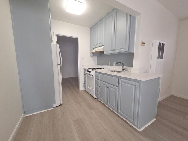 Building Photo - Remodeled 1 Bedroom 1 Bath located in the middle of Ojai