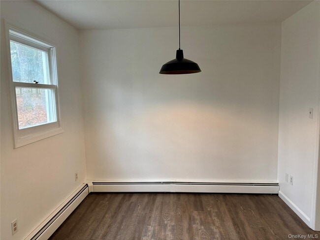 Building Photo - 44 Gregory Rd