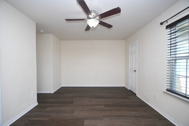 Building Photo - 15447 Signal Ridge Way
