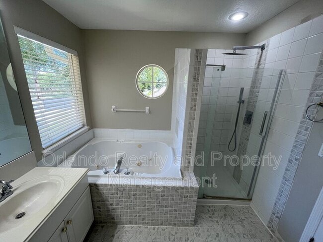 Building Photo - 2637 Stanmore Ct