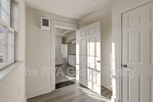 Building Photo - 27 S Jefferson St