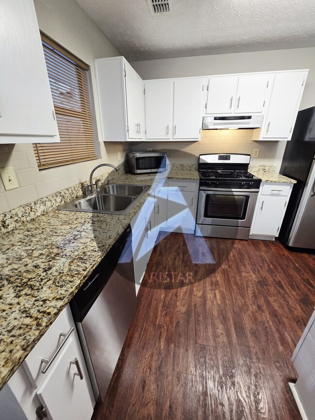 Building Photo - 3563 Kennesaw Station Dr
