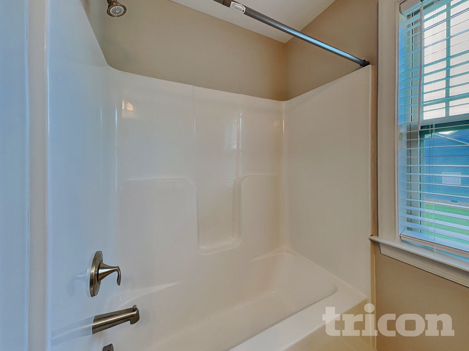 Building Photo - 262 Dundalk Dr