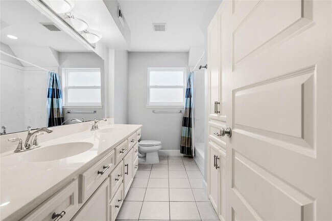Building Photo - 5322 Rutherglenn Dr