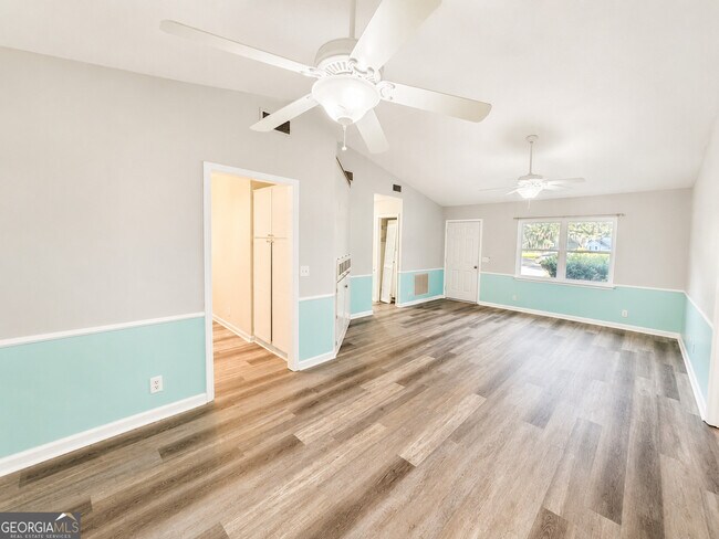 Building Photo - 212 Muskogee Ct