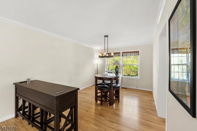 Building Photo - 112 Peapack Rd