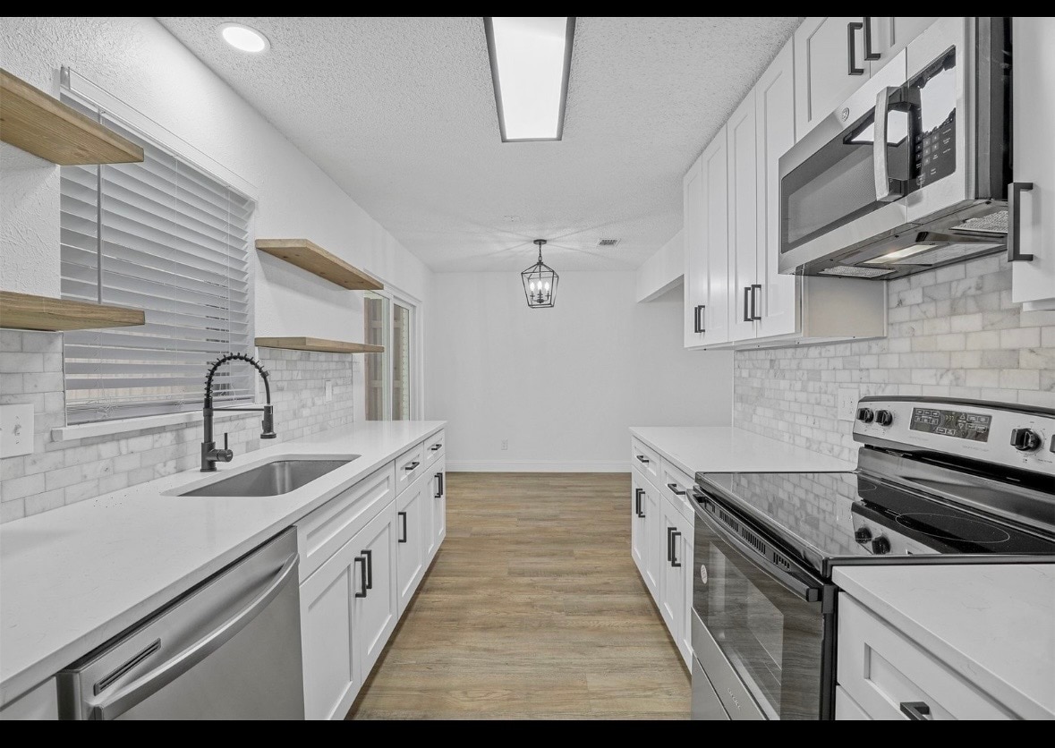 Building Photo - 3522 Shady Valley Dr