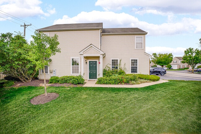 Building Photo - 4914 Montauk Dr