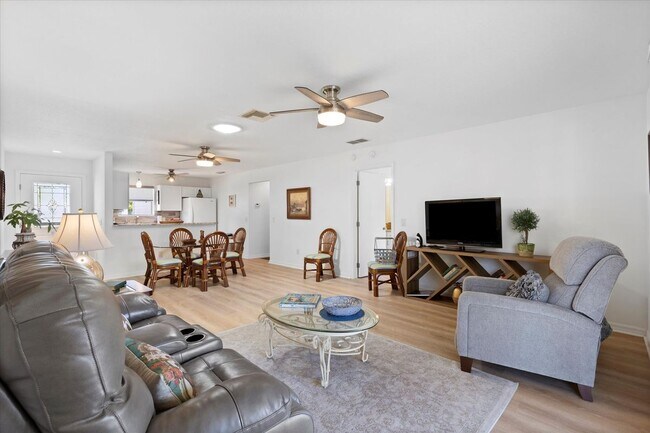 Building Photo - 17076 SE 96th Chapelwood Cir