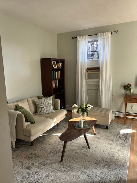 Building Photo - 3 Union Park