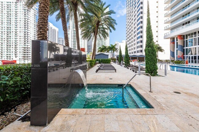 Building Photo - 50 Biscayne Blvd