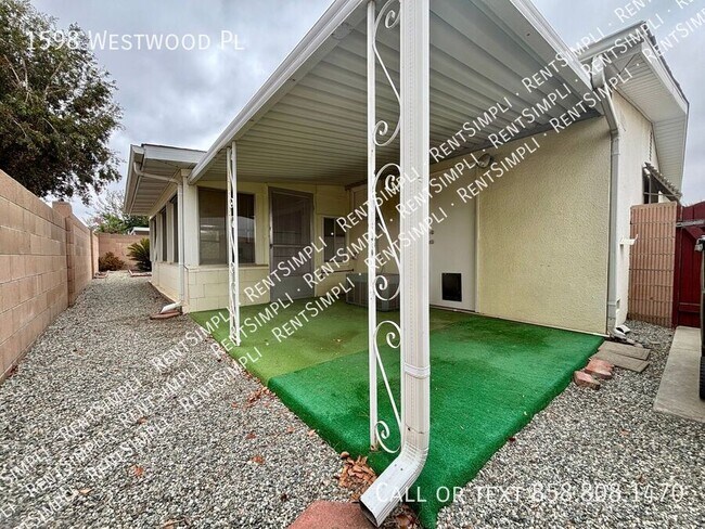 Building Photo - 1598 Westwood Pl