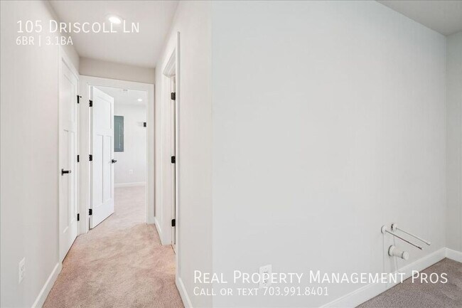 Building Photo - 105 Driscoll Ln