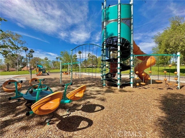 Building Photo - 912 Plaza Escondido