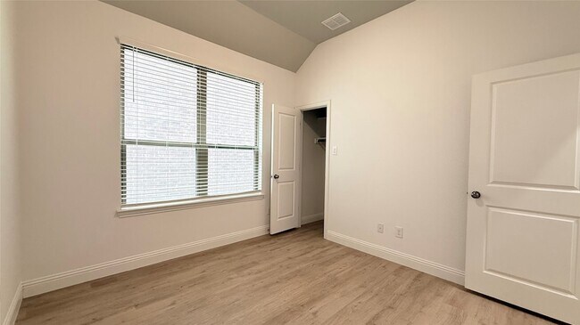 Building Photo - 2720 Inn Kitchen Wy