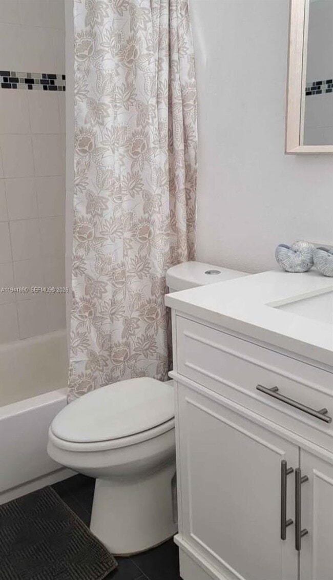 Building Photo - 2228 Polk St