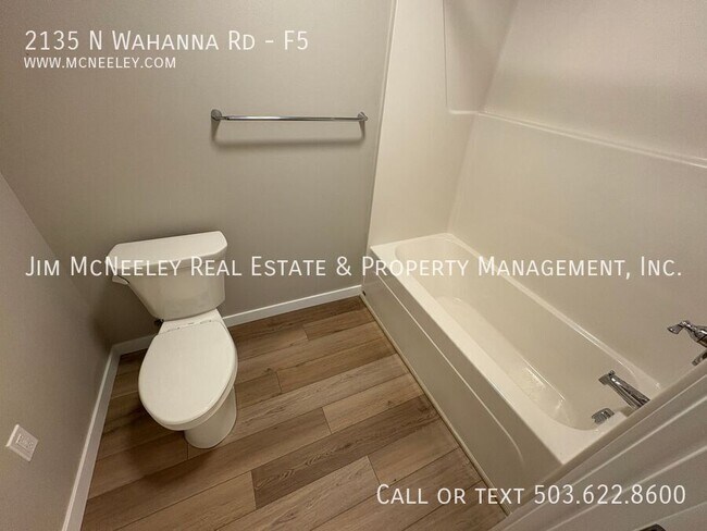 Building Photo - 2135 N Wahanna Rd