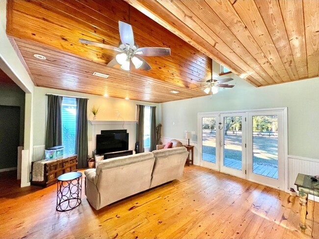 Building Photo - Co Rd 55