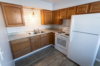 Building Photo - 2917 Harwick Dr