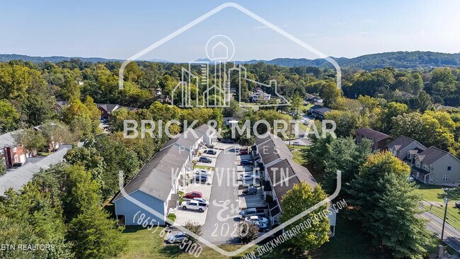 Building Photo - 908 Micro Way