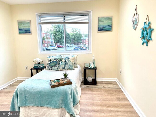 Building Photo - 3829 Hamilton St