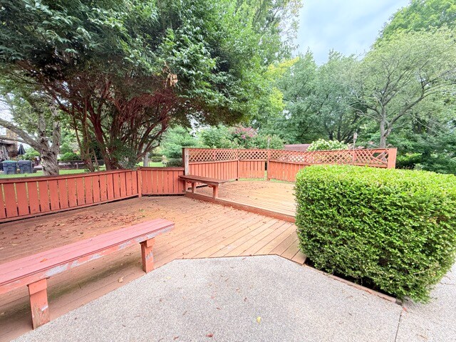 Building Photo - 613 Covered Bridge Rd